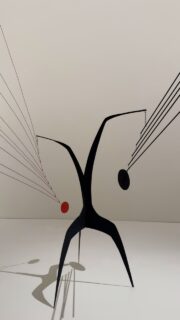 I have loved Calder’s mobiles and jewellery since college.
Sorry the exhibition has now closed @fondationlv but here are some highlights. The jewellery was so good it’s on the next reel
#enjoytheview
#alexandercalder
#caldermobiles