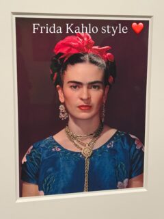 Loved this exhibition, inspired
#fridakahloinspired
#contemporaryjewellerydesign
@silverplusform