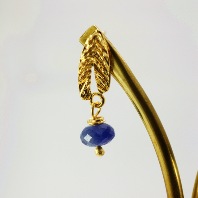 DETAIL SAPPHIRE DROP EARRINGS